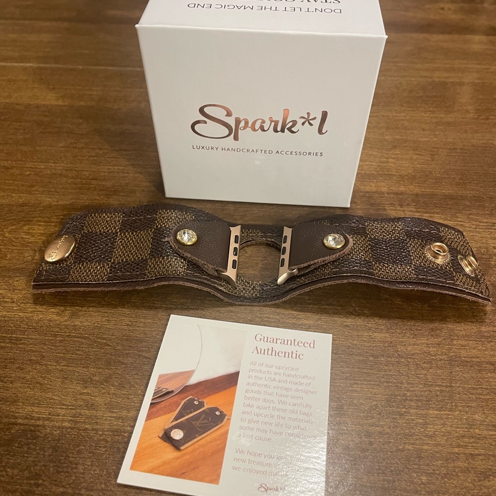 Spark*l Luxury Handcrafted Brown Checkered Bracelet (38-41 mm)